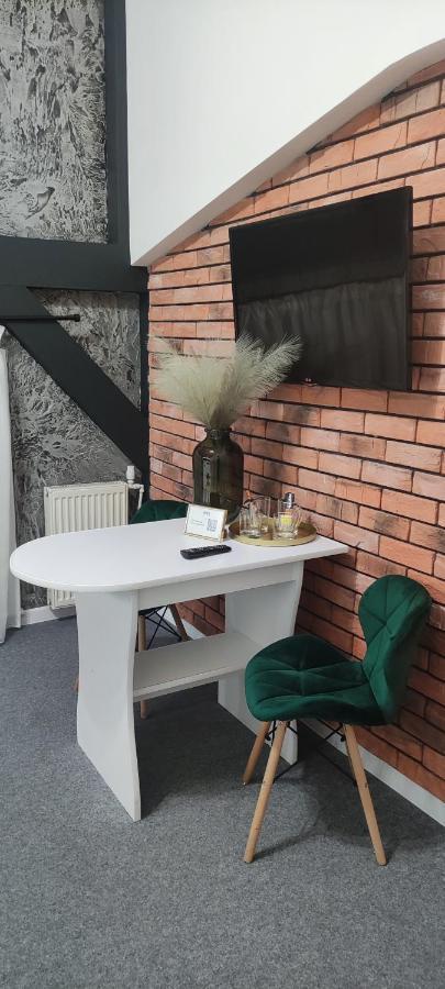 Appartement Karczma Rycerska Lębork Extérieur photo